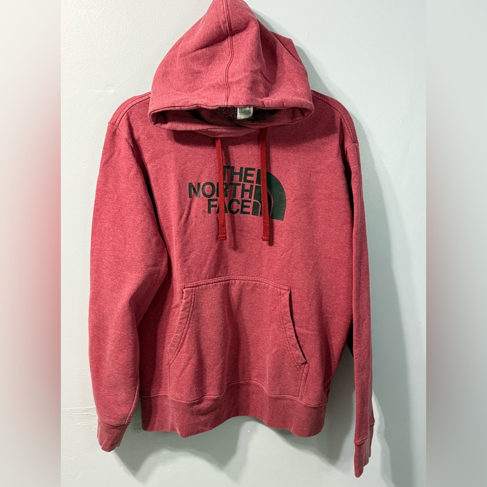 The North Face Men’s Hoodie in Heathered Red Color‎ Men’s Jacket Size Large